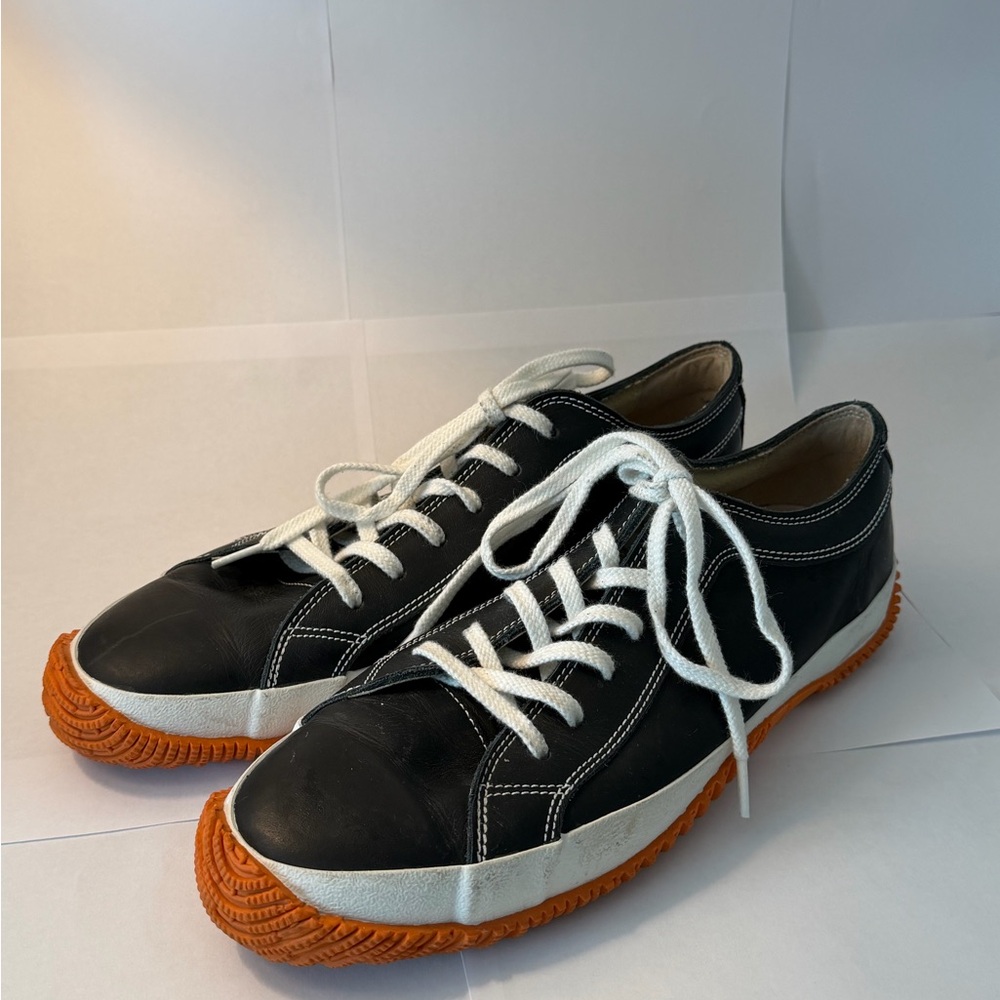 Stylish Black and Orange Men's Sneakers Japanese spingle move